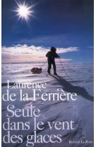 Seule dans le vent des glaces