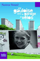 Une gauloise dans le garage à vélos